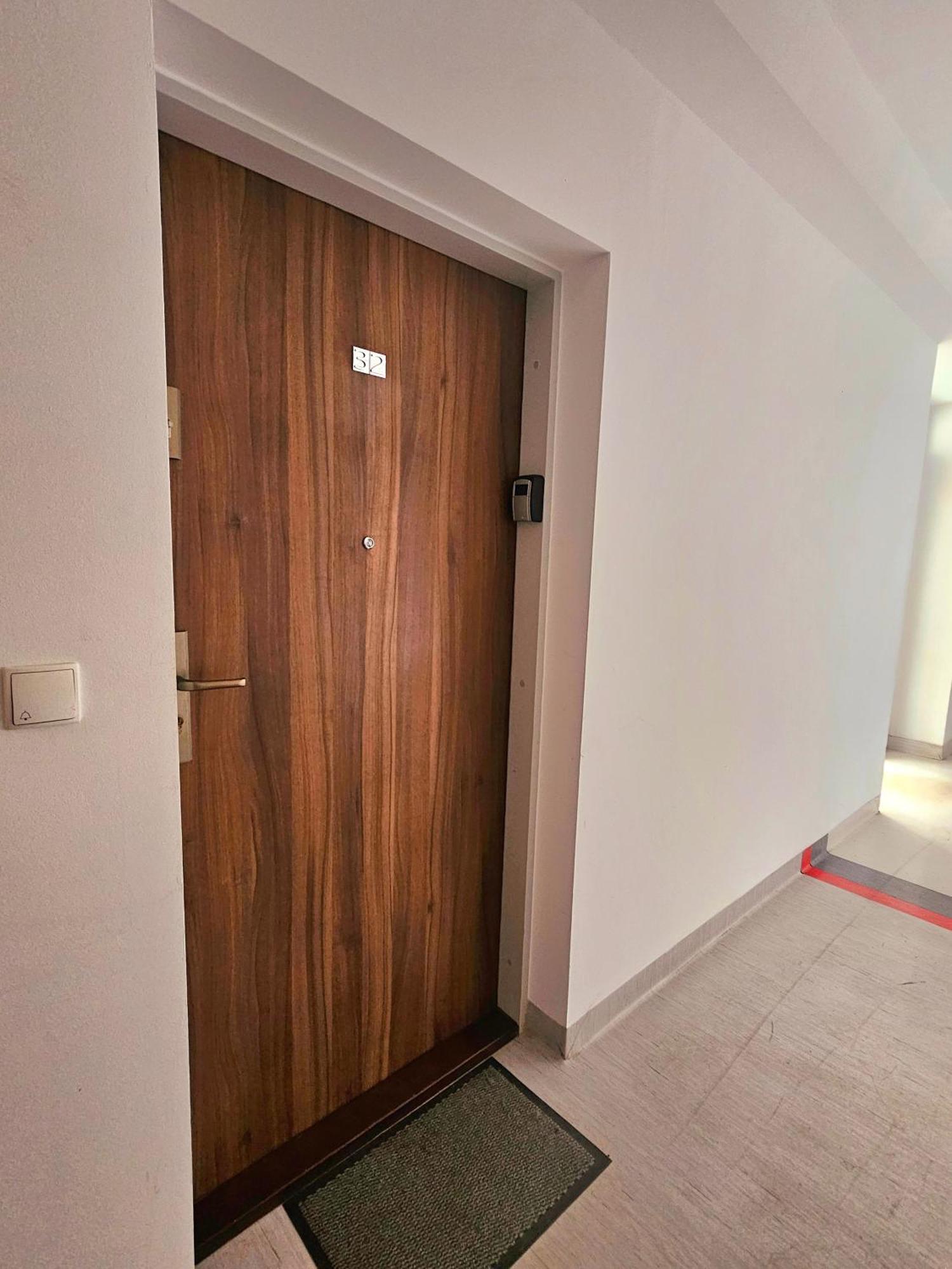Apartament Kokpit ピワ エクステリア 写真